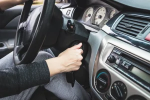 Mobil Tidak Bisa Distarter tapi Lampu Menyala? Ini 8 Penyebabnya
