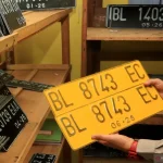 Mengenal Plat Kuning Artinya dan Perbedaan dengan Plat Lain - Tuwaga
