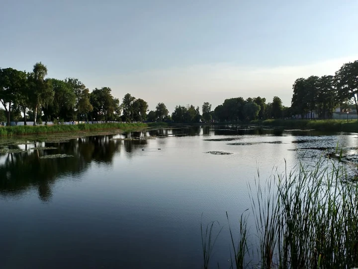 taman waduk ria rio - Moladin