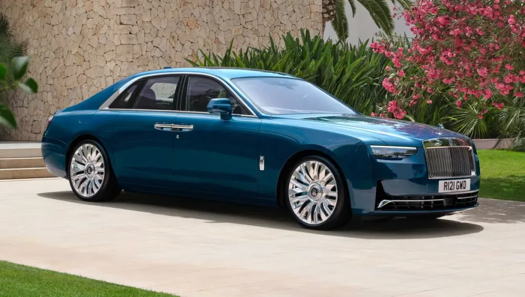 Harga Rolls-Royce Semua Tipe Terbaru 2025: Cek Infonya Disini! Rolls Royce Ghost