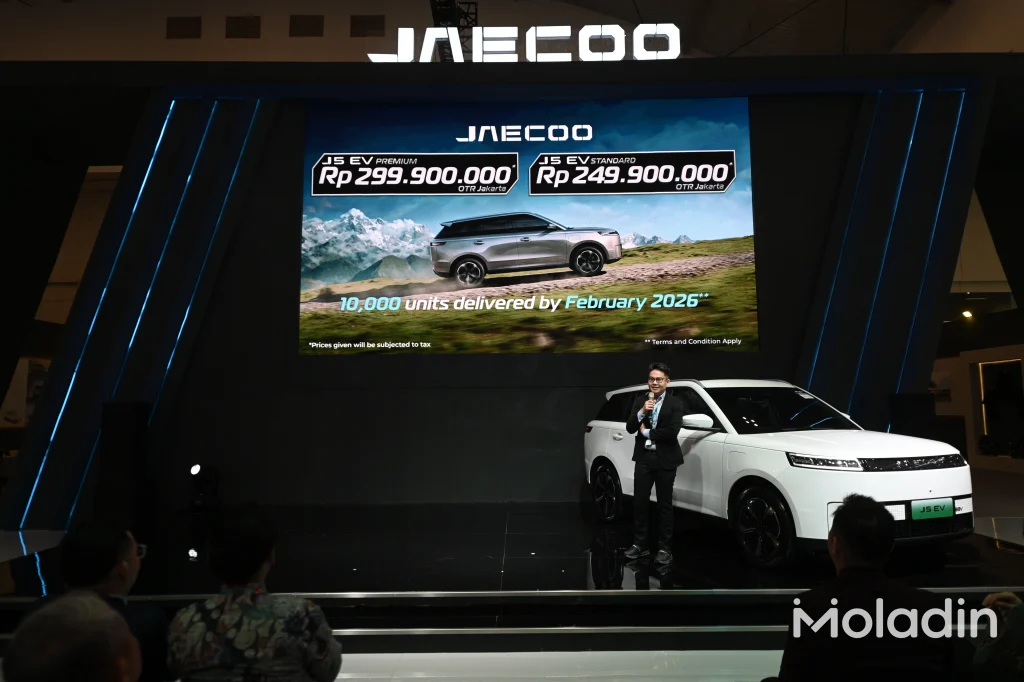 JAECOO J5 EV Tembus 6.000 Unit, Cek Harga Spesial di GJAW 2025! Pengiriman JAECOO J5 EV lebih cepat - Moladin