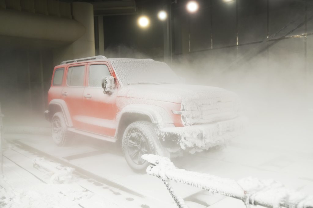 GWM TANK 300 Diesel Terjun Riset Ilmiah di Kutub