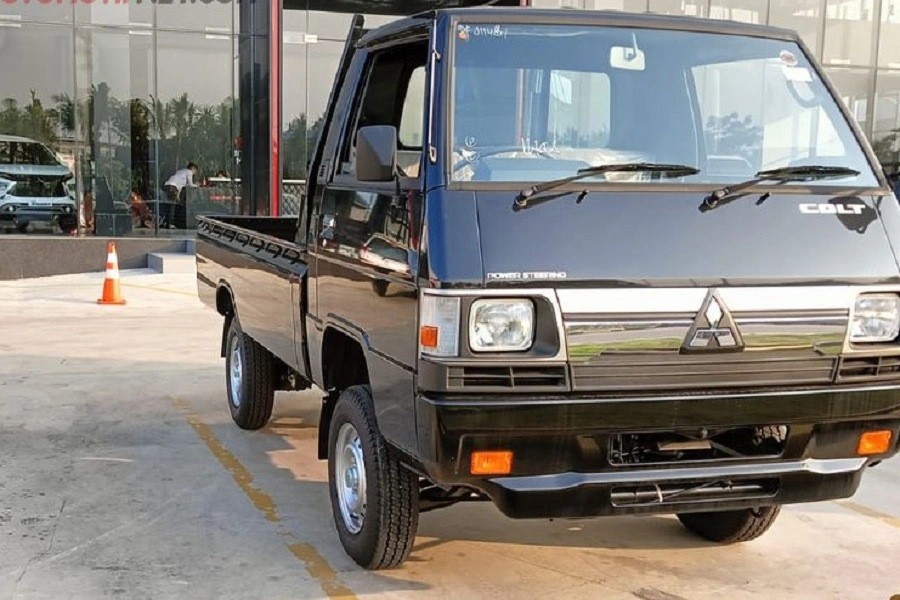 Kendaraan Niaga Andalan Mengungkap Keunggulan Mitsubishi L300
