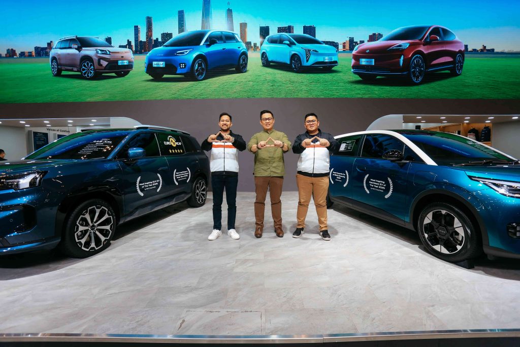 GAC Indonesia Hadirkan MasterPiece Comfort Deal di GJAW 2025 Ki Ka Iqbal Taufiqurrahman Product Planning and Strategy GAC Indonesia Andry Ciu CEO GAC Indonesia Valdo Prahara Marketing Communication PR GAC Indonesia