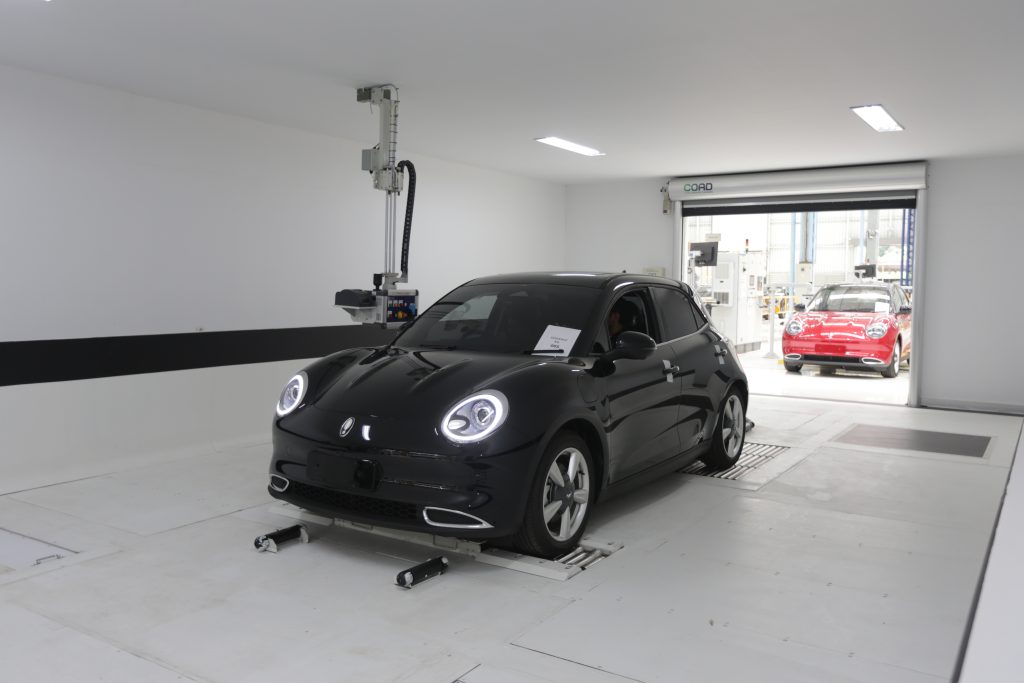 Mobil Listrik ORA 03 Versi Lokal