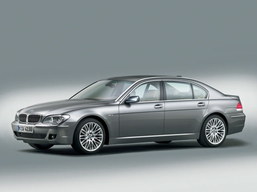 bmw 730i - Moladin