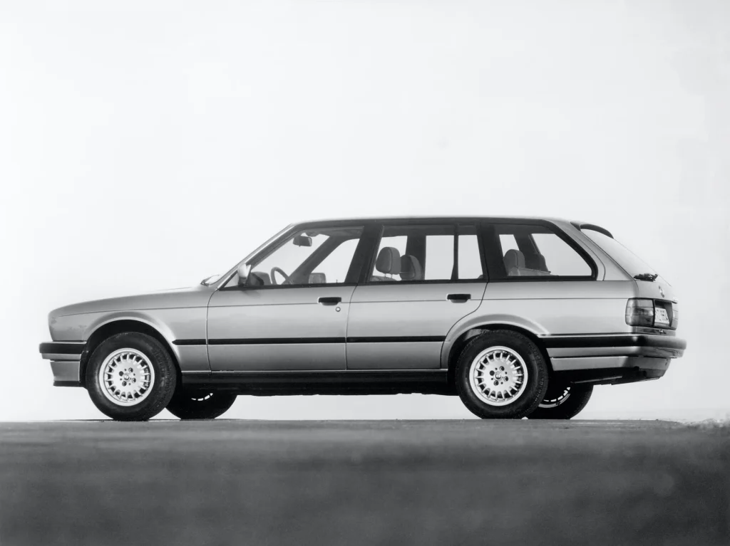 bmw e30 touring - Moladin 