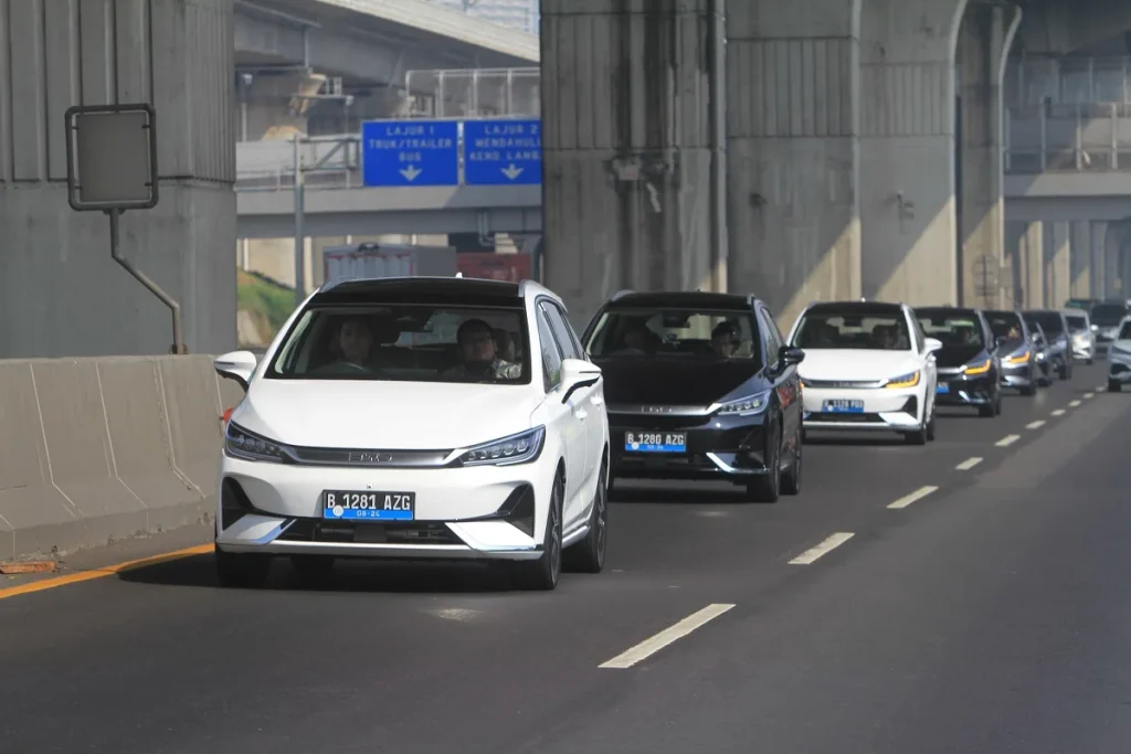 Data Penjualan Mobil Listrik di Indonesia Tahun 2025, Terbaru! faktor pendorong meningkatnya data penjualan mobil listrik di Indonesia - Moladin