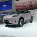 Spesifikasi dan Harga Geely EX2 Bisa Pesan Pre-Book di GJAW 2025 - Tuwaga