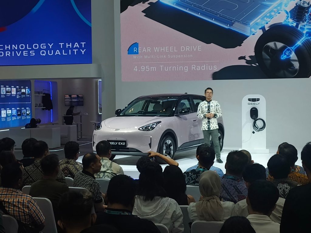 geely ex2 spek harga 4