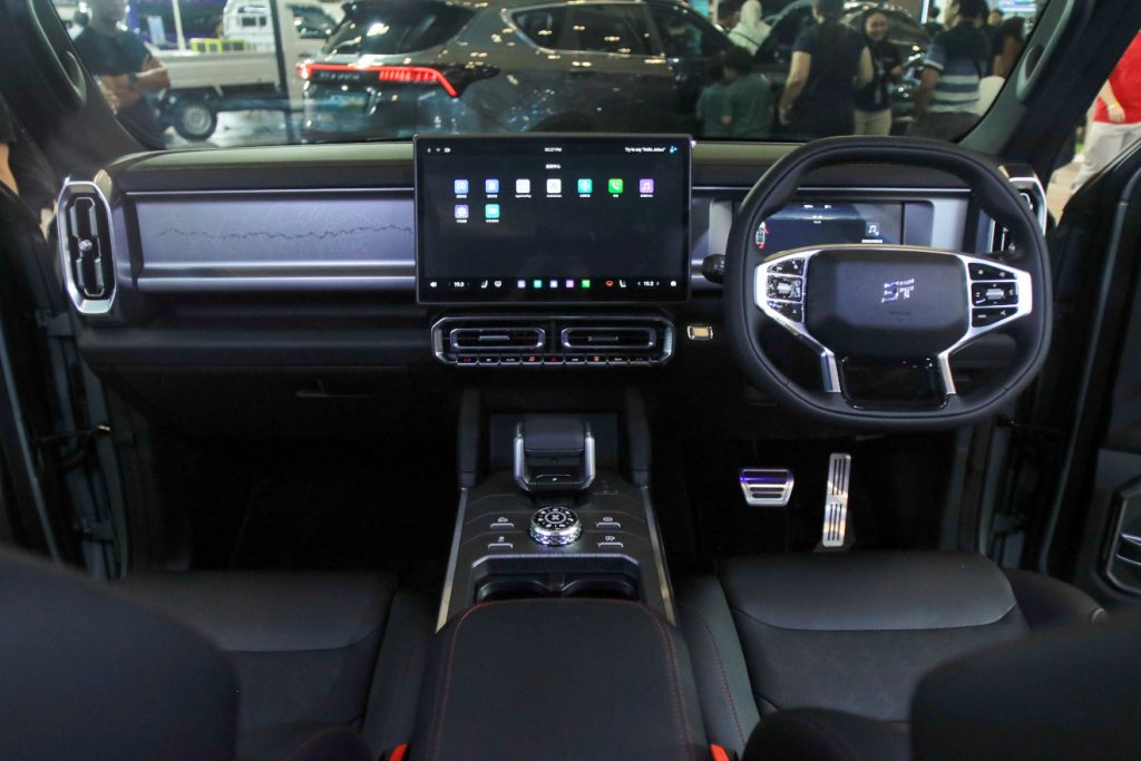 Kesan Pertama JETOUR T2 Begitu Menggoda, Selanjutnya Blusukan Saja! kabin Jetour T2 gjaw2025 1