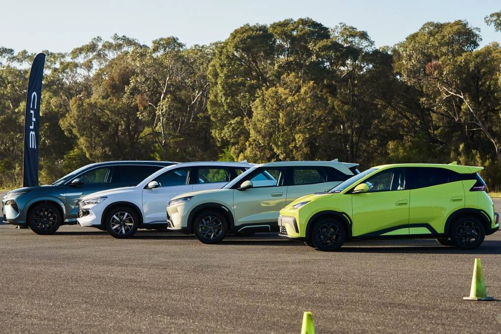 3 Pilihan Warna BYD Atto 1, Mana yang Cocok Buat Kamu? keunikan warna BYD Atto 1 - moladin