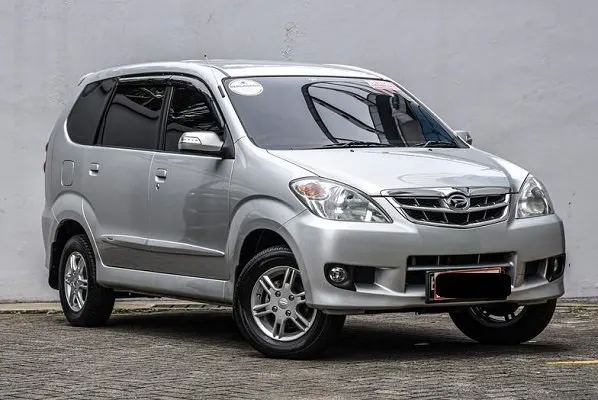 mobil 60 jutaan daihatsu xenia - moladin