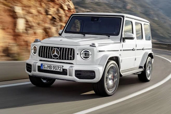 mobil jeep lama - Moladin