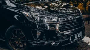 10 Inspirasi Innova Venturer Modifikasi Premium untuk Harian