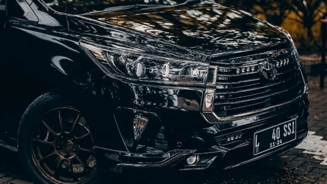 modif innova venturer - Moladin