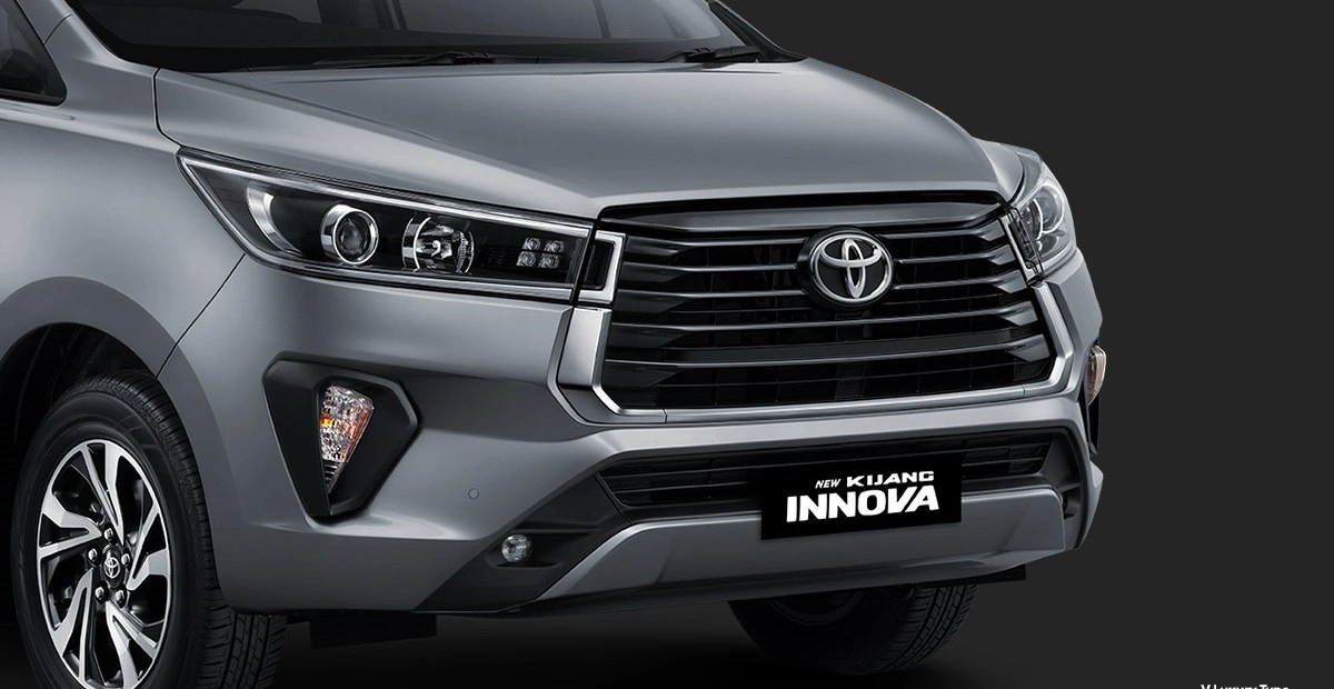 pajak mobil innova - Moladin