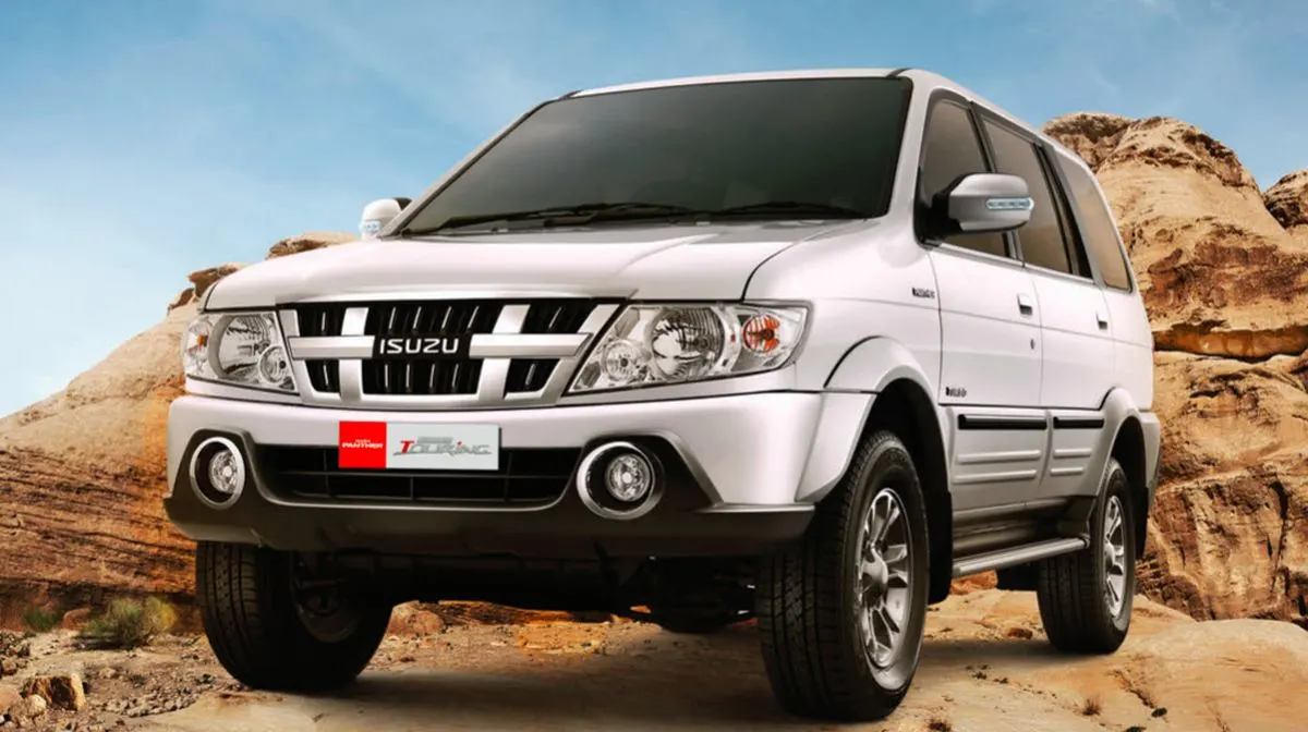 Pajak Panther Lengkap 1995–2023, Cek Biayanya Sekarang! pajak panther - Moladin