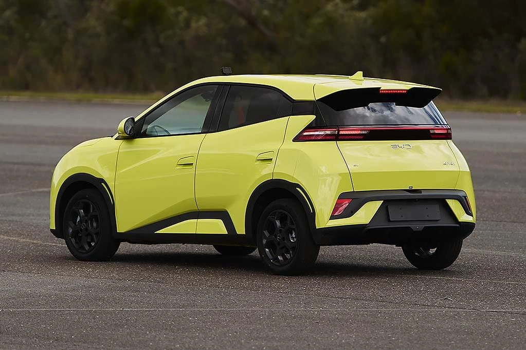 Perbedaan BYD Atto 1 Dynamic dan Premium, Lebih Worth It Mana? perbedaan BYD Atto 1 Dynamic dan Premium - Moladin