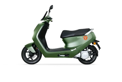 11 Motor Mirip Scoopy, Desain Retro dan Harga Bersahabat! yadea G6 motor mirip scoopy - Moladin