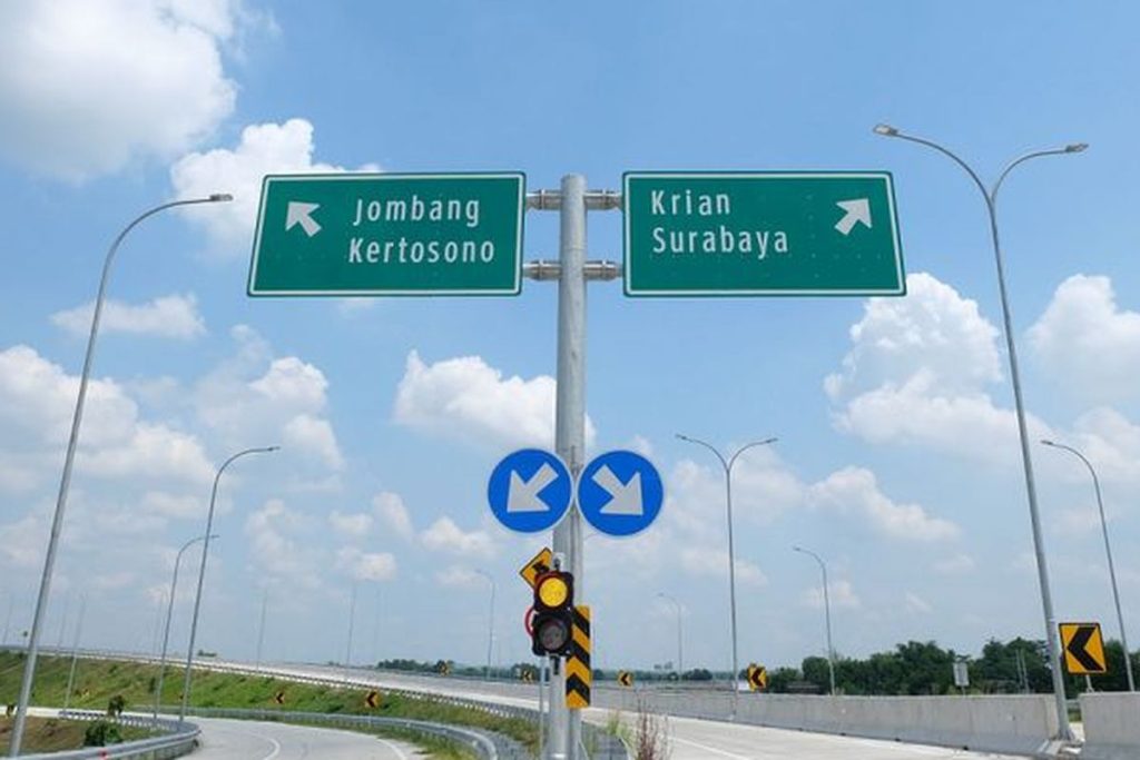 Tarif Tol Jombang Surabaya 2025: Lengkap Semua Ruas! Tarif tol Jombang Surabaya