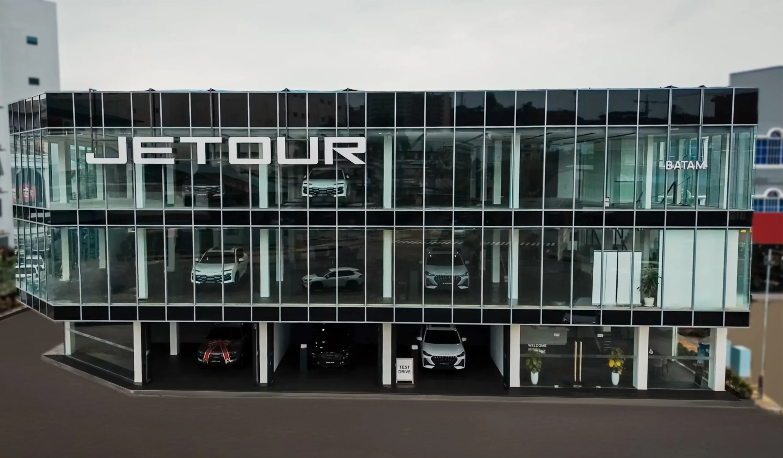JETOUR Batam Resmi Dibuka dan Jadi Showroom Terbesar di Indonesia