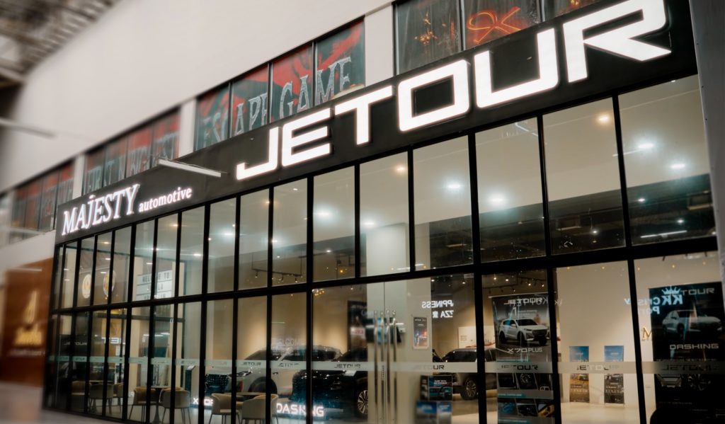JETOUR Batam Resmi Dibuka dan Jadi Showroom Terbesar di Indonesia 8. JETOUR Batam sebagai showroom terbesar JETOUR di Indonesia 1