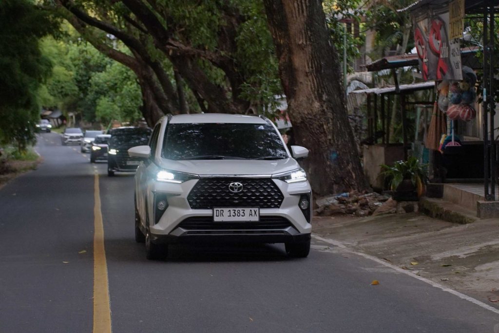 New Veloz Hybrid EV Nimbrung di Eksplorasi Performa Hybrid EV Toyota di Lombok JTD Day 1 30 1