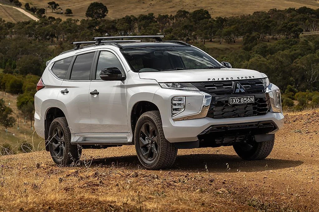 Pajero Sport 2026: Bocoran Desain, Mesin, dan Jadwal Rilis eksterior pajero sport 2026 - Moladin