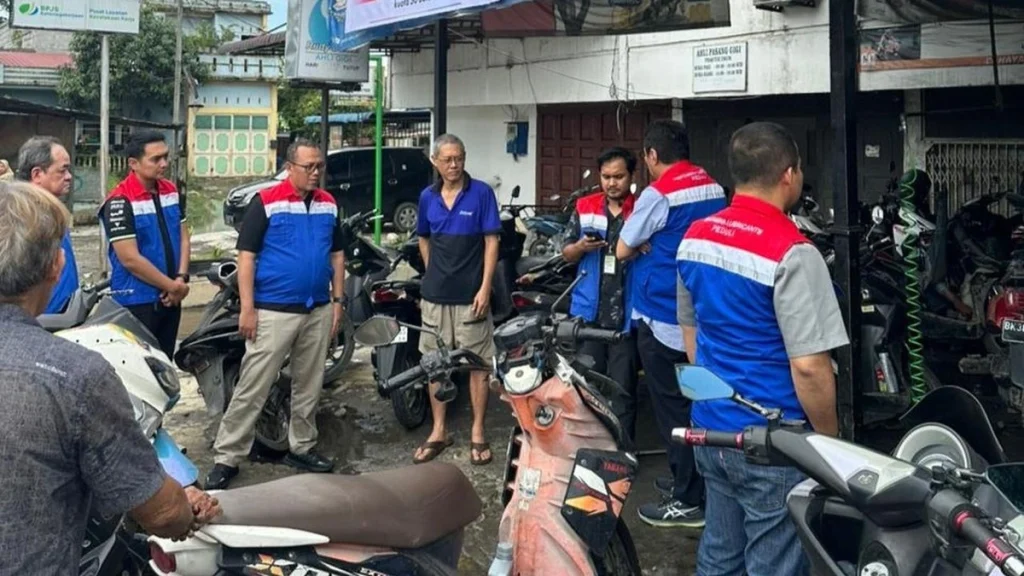 ganti oli motor gratis - Moladin