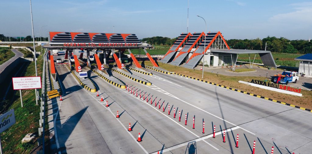 Tarif Tol Jombang Surabaya 2025: Lengkap Semua Ruas! Tarif tol Jombang Surabaya
