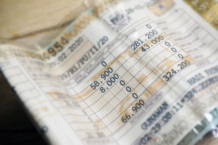 Bayar Pajak Mobil Berapa Tahun Sekali? Begini Penjelasannya! Bayar pajak mobil berapa tahun sekali