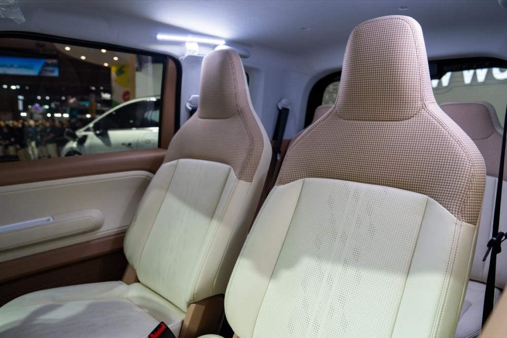 jok leather interior wuling air ev - moladin