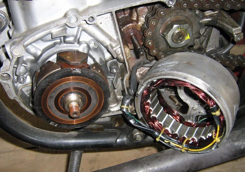 19 Komponen Dinamo Starter Mobil dan Motor Beserta Fungsinya! komponen dinamo starter motor - Moladin