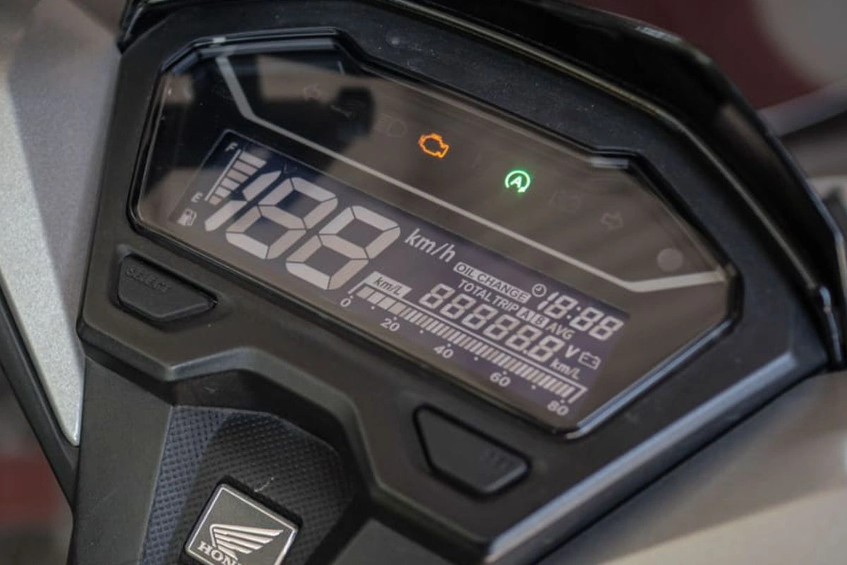 Lampu Indikator Motor Menyala Terus? Simak 4 Penyebabnya! lampu indikator motor menyala - Moladin