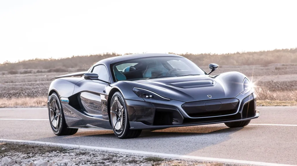 mobil balap keren Rimac Concept Two - Moladin