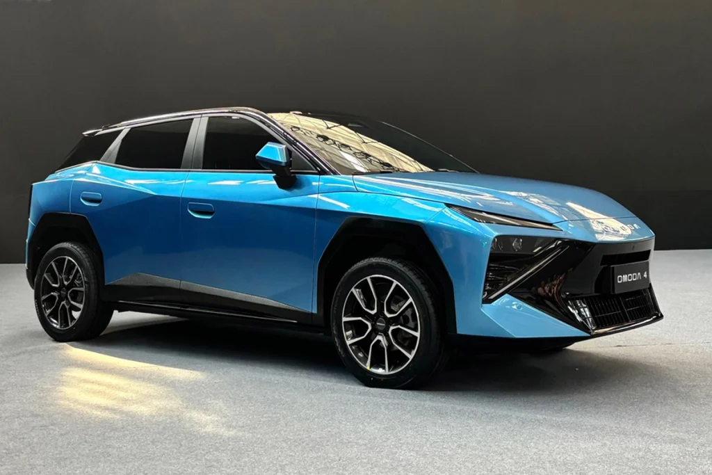 mobil baru 2026 Omoda O4 - Moladin