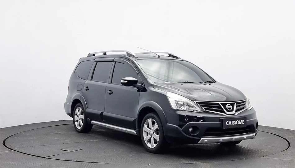 7 Perbedaan Grand Livina SV dan XV, Lebih Pilih Mana? perbedaan Grand Livina SV dan XV dari segi fitur keselamatan - Moladin