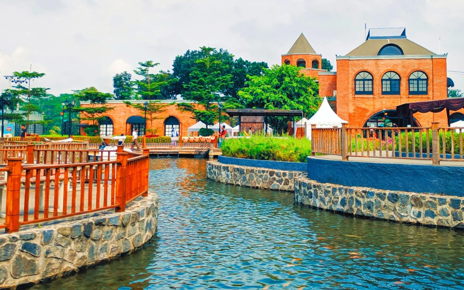 wisata di purwokerto yang lagi hits - Moladin