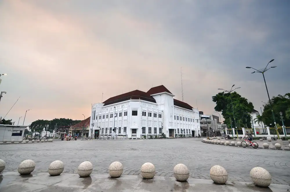 wisata jogja dekat malioboro - Moladin