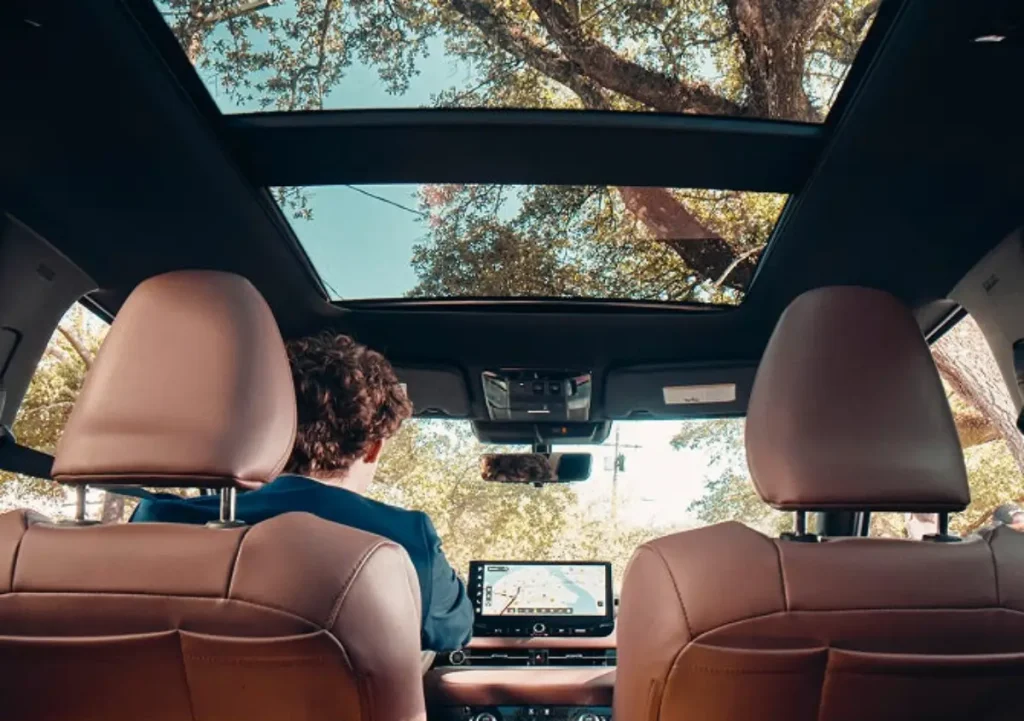 2026 mitsubishi outlander panoramic sunroof