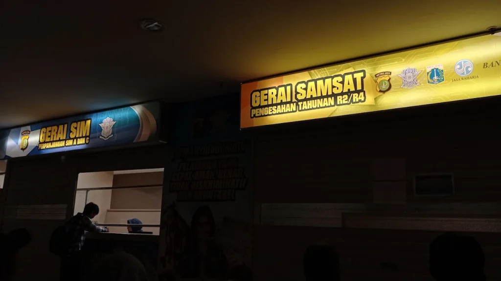 Gerai Samsat Blok M Square - Moladin