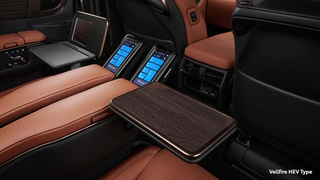 Toyota Vellfire Interior