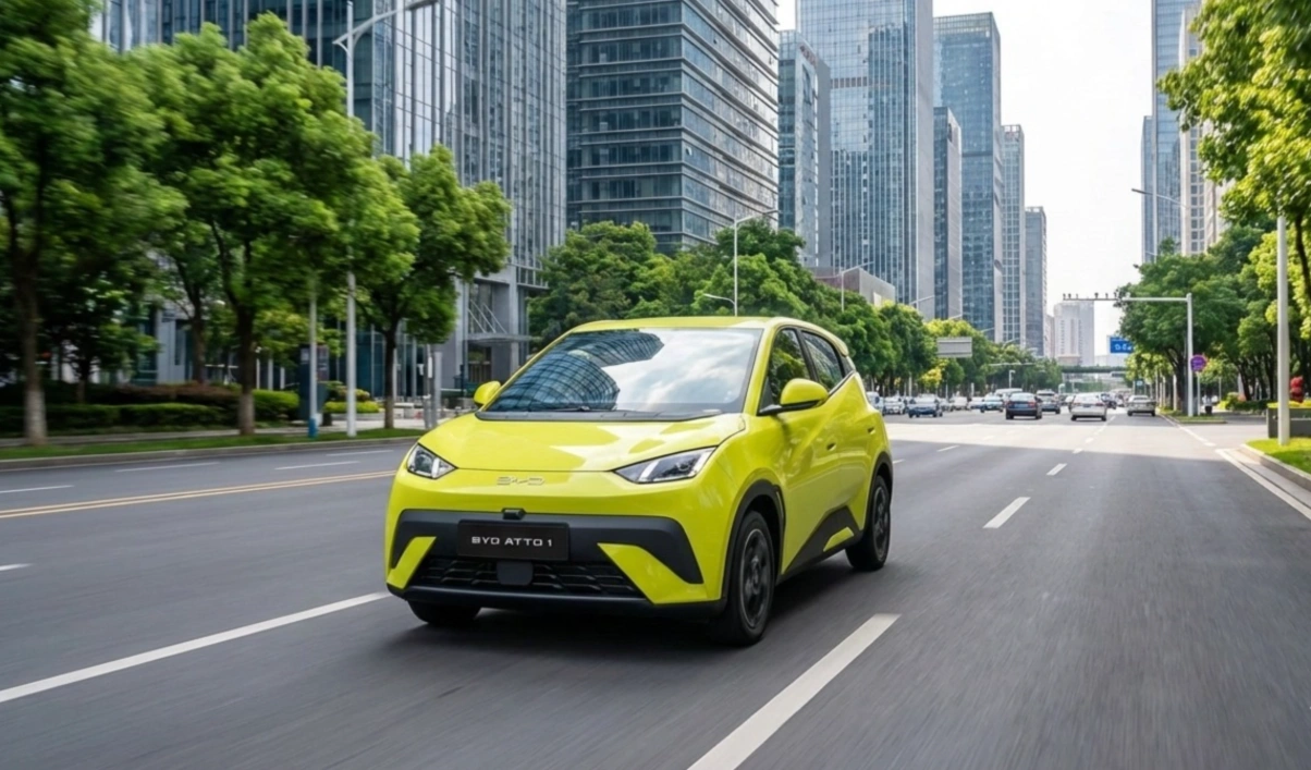 byd atto 1 interior - Moladin