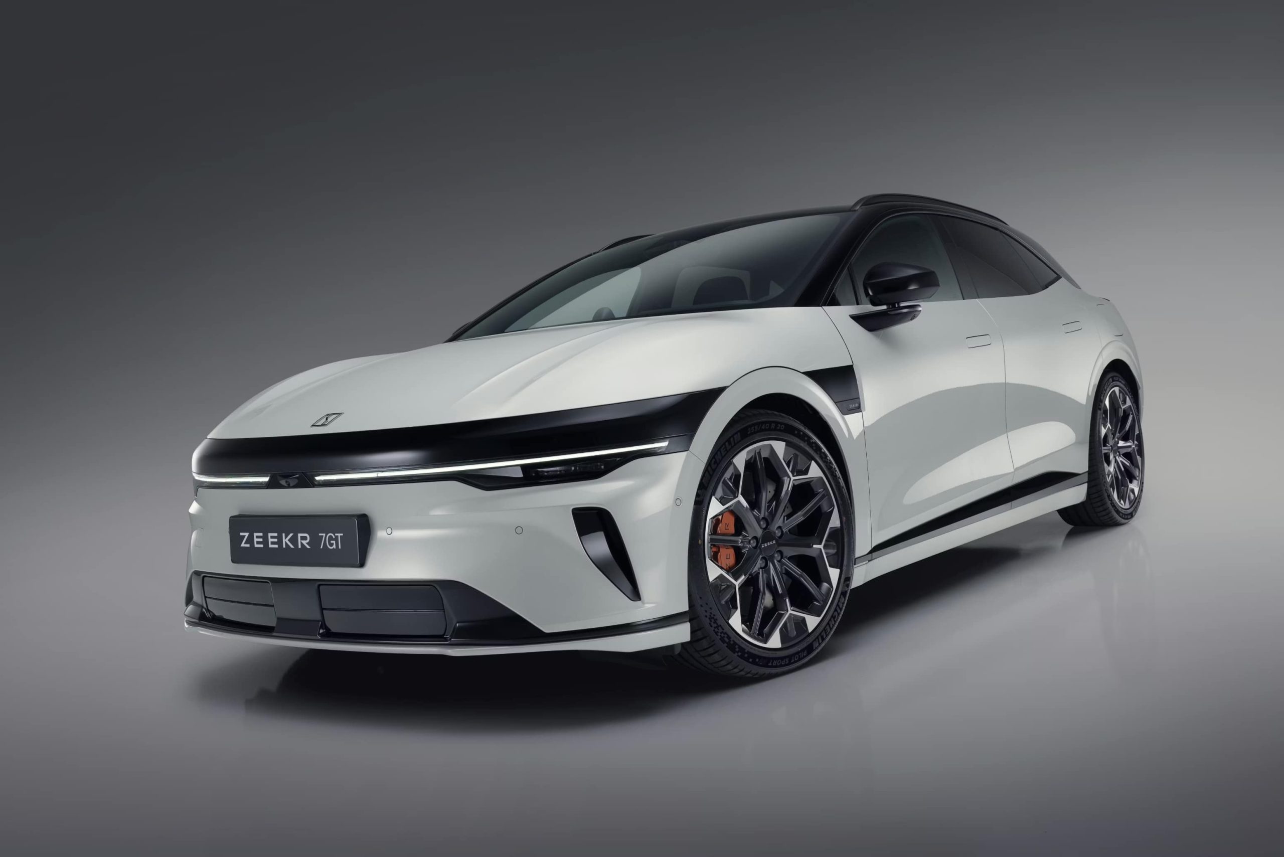 Mobil Listrik China Ramaikan Brussels Motor Show 2026, Zeekr dan Leapmotor Unjuk Gigi di Eropa