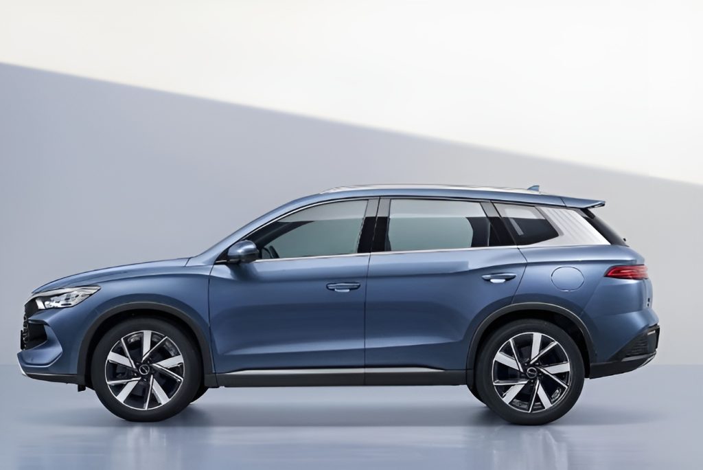 BYD Song Pro 2026 Rilis di China, Jarak Tempuhnya 200 Km! eksterior BYD Song Pro 2026 - Moladin