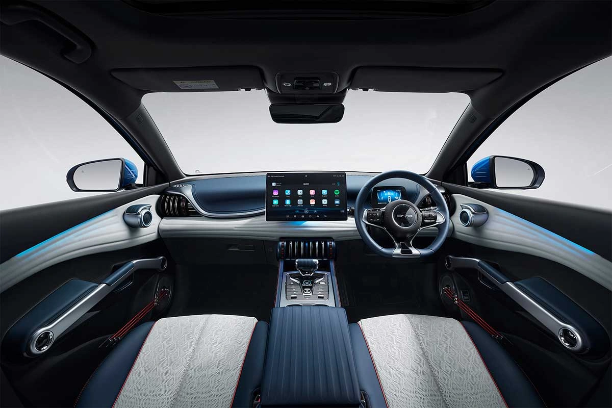 Cek Harga BYD Atto 3 di 2026: SUV Listrik Paling Worth It? harga byd atto 3 - Moladin