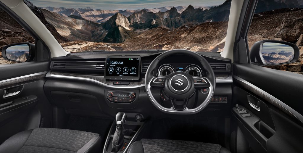 interior Suzuki XL7 - Moladin