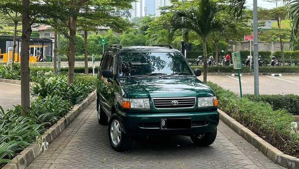 kijang kapsul mobil bekas 50 jutaan untuk keluarga besar - Moladin