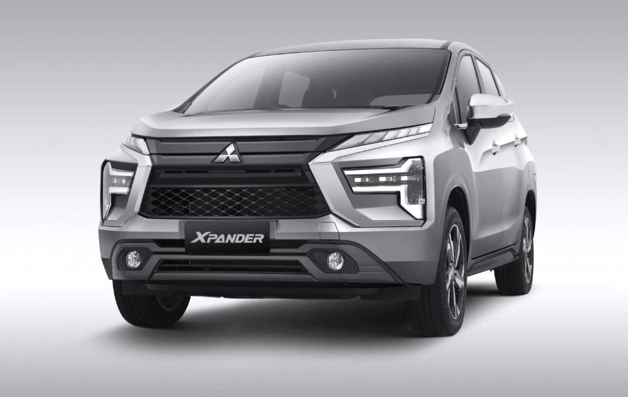 Harga Mobil Xpander Terbaru 2026: Lengkap Semua Varian! harga mobil xpander terbaru
